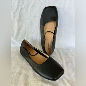 Empress square toed Mary Jane flats